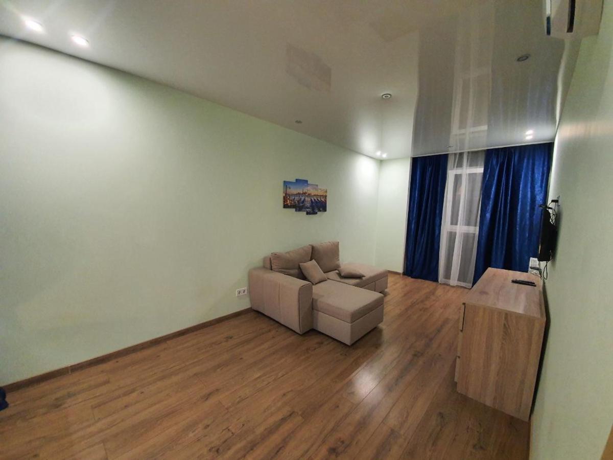 Ferienwohnung Avalon На Чорновола Lemberg Exterior foto