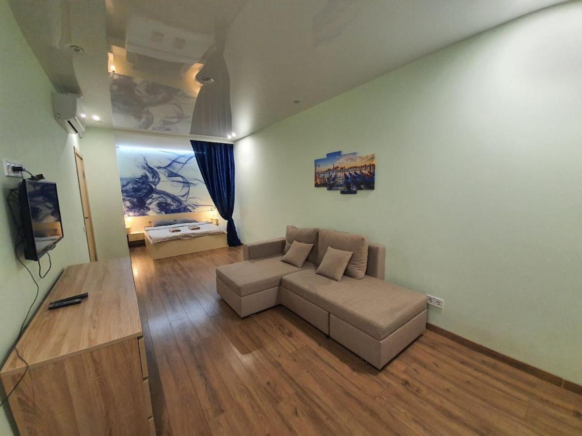 Ferienwohnung Avalon На Чорновола Lemberg Exterior foto
